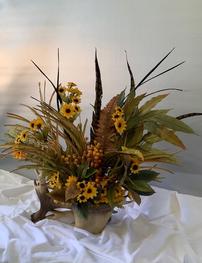 Decorative Resin Moose Antler Flower Arrangement 202//263